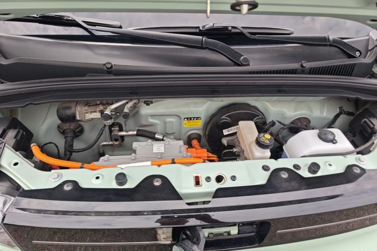 Used Wuling Hongguang MINIEV 2022 Macaron Premium Model – Lithium Iron Phosphate Engine Bay