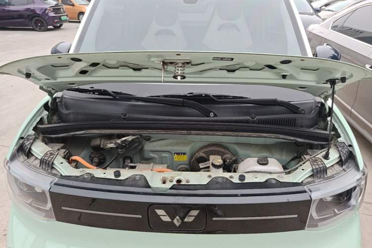 Used Wuling Hongguang MINIEV 2022 Macaron Premium Model – Lithium Iron Phosphate Engine Bay
