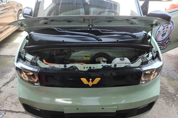 Used Wuling Hongguang MINIEV 2022 Macaron Premium Model – Lithium Ternary Battery Engine Bay