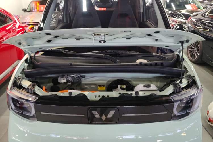 Used Wuling Hongguang MINIEV 2022 Macaron Premium Model – Lithium Iron Phosphate Engine Bay