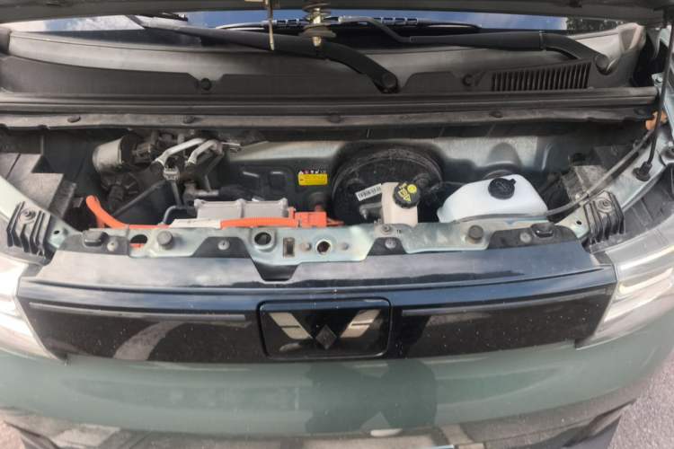 Used Wuling Hongguang MINIEV 2022 GAMEBOY 200km Gaming Edition with Lithium Iron Phosphate Engine Bay