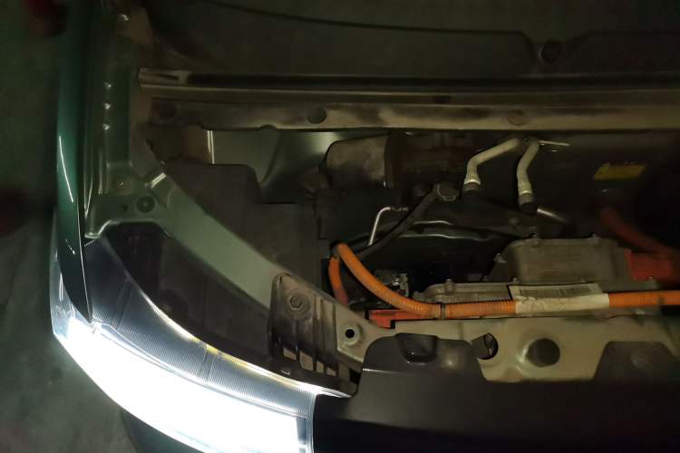 Used Wuling Hongguang MINIEV 2022 GAMEBOY 200km Gaming Edition with Lithium Iron Phosphate Engine Bay Right