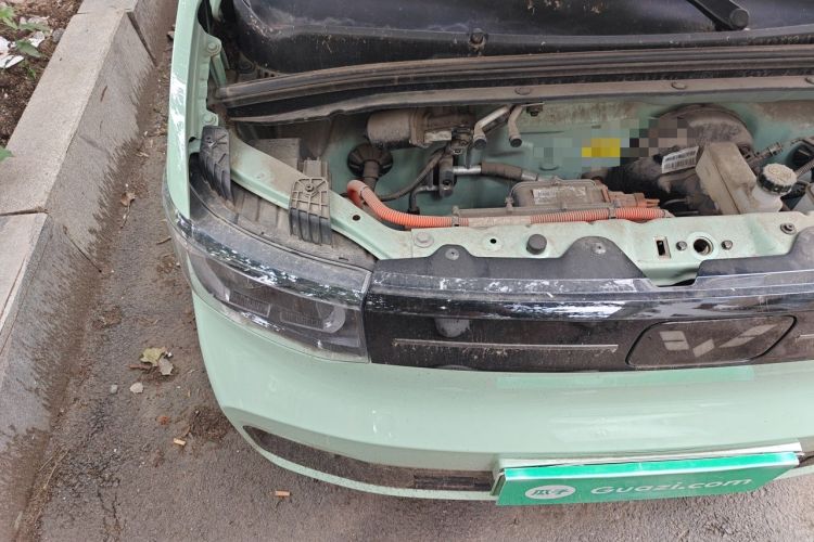 Used Wuling Hongguang MINIEV 2022 Macaron Fashion Model Lithium Iron Phosphate Engine Bay Right