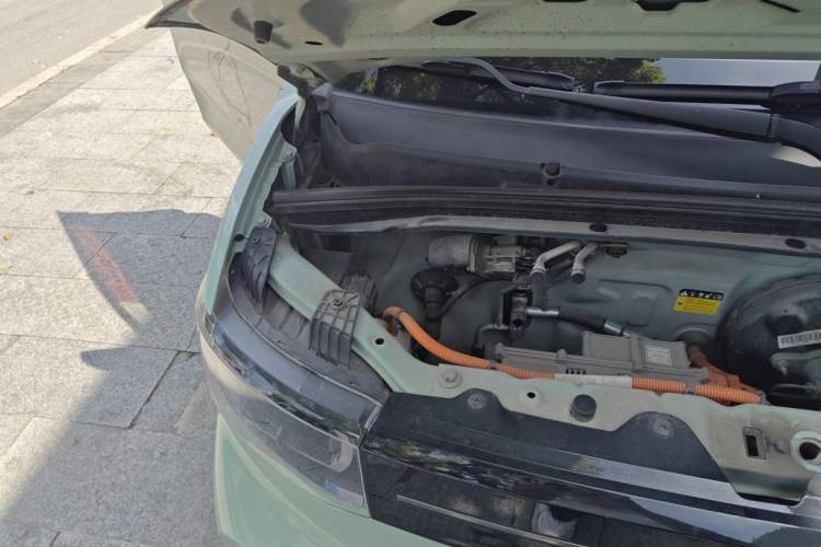Used Wuling Hongguang MINIEV 2022 Enjoy Edition Lithium-Ion Battery Engine Bay Right