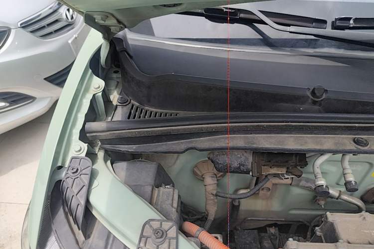 Used Wuling Hongguang MINIEV 2022 Macaron Fashion Model Lithium Iron Phosphate Engine Bay Right