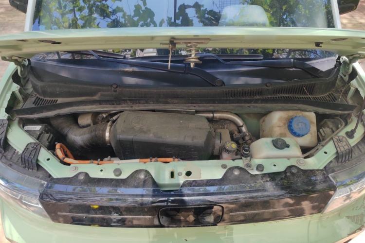 Used Wuling Hongguang MINIEV 2022 Macaron Premium Model – Lithium Iron Phosphate Engine Bay