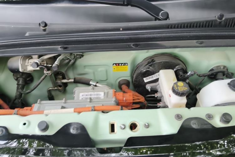 Used Wuling Hongguang MINIEV 2022 Macaron Premium Model – Lithium Iron Phosphate Engine Bay