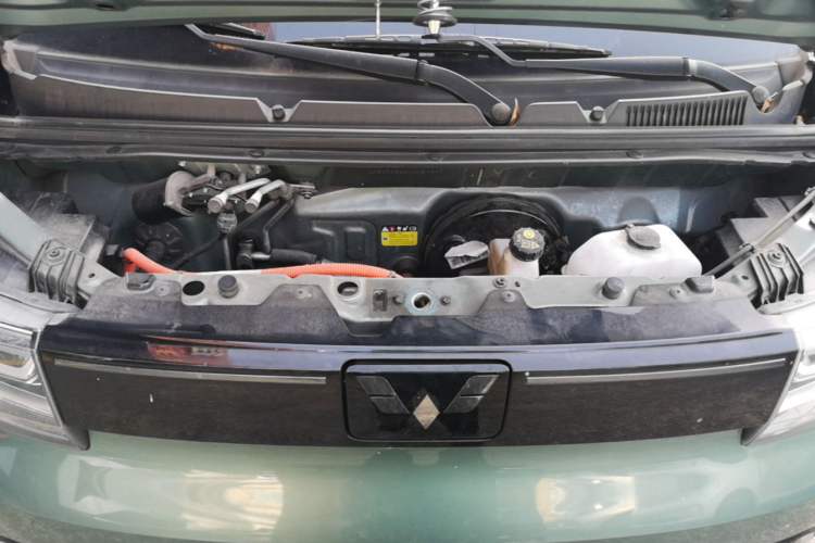 Used Wuling Hongguang MINIEV 2022 GAMEBOY 300km Enthusiast Model with Lithium Iron Phosphate Engine Bay