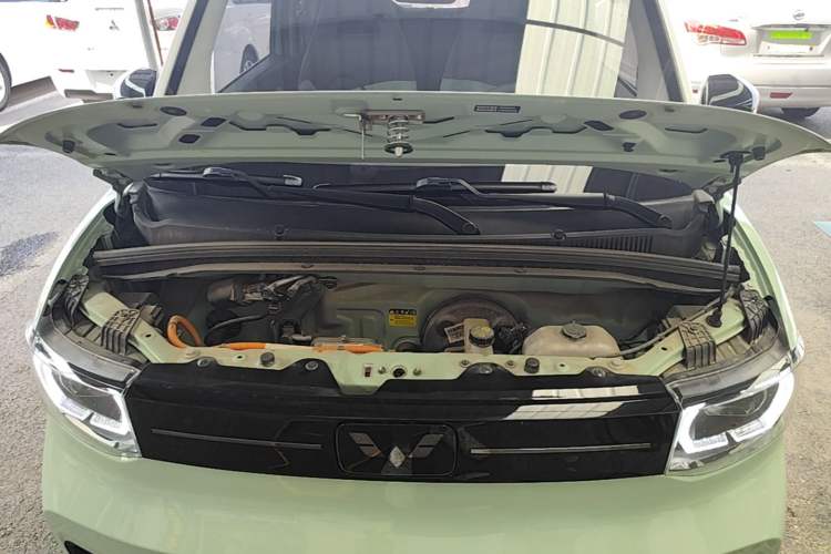 Used Wuling Hongguang MINIEV 2022 Macaron Premium Model – Lithium Iron Phosphate Engine Bay