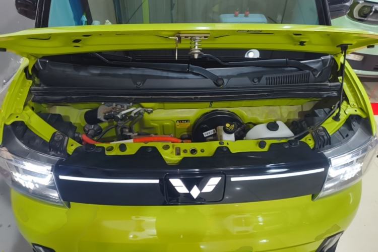 Used Wuling Hongguang MINIEV 2022 GAMEBOY 200km Gaming Edition with Lithium Iron Phosphate Engine Bay