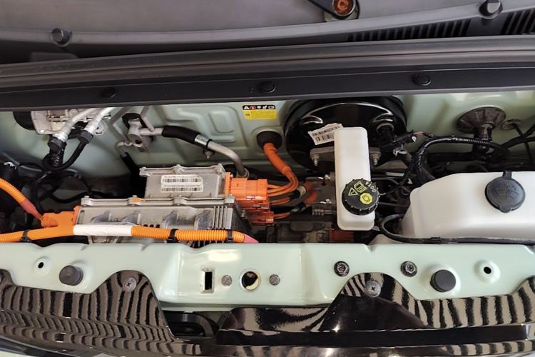 Used Wuling Hongguang MINIEV 2022 Macaron Premium Model – Lithium Iron Phosphate Engine Bay