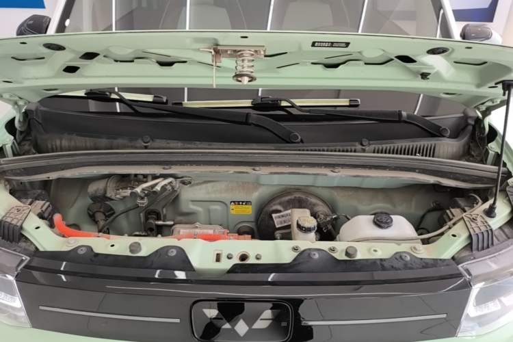 Used Wuling Hongguang MINIEV 2022 Macaron Premium Model – Lithium Iron Phosphate Engine Bay