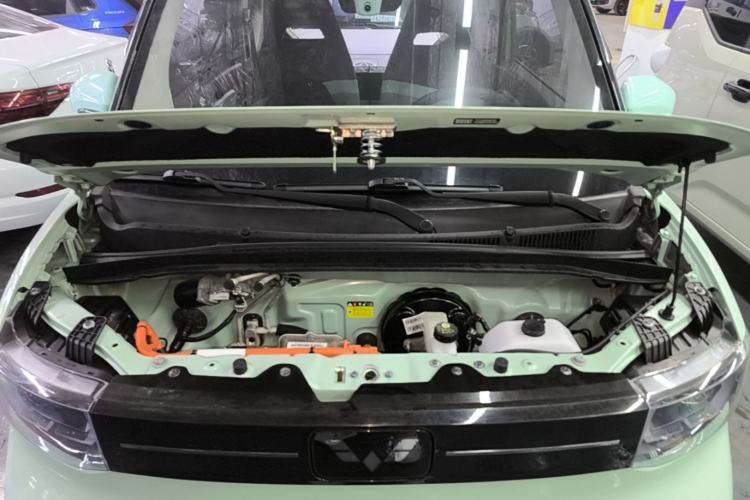 Used Wuling Hongguang MINIEV 2022 Macaron Premium Model – Lithium Iron Phosphate Engine Bay