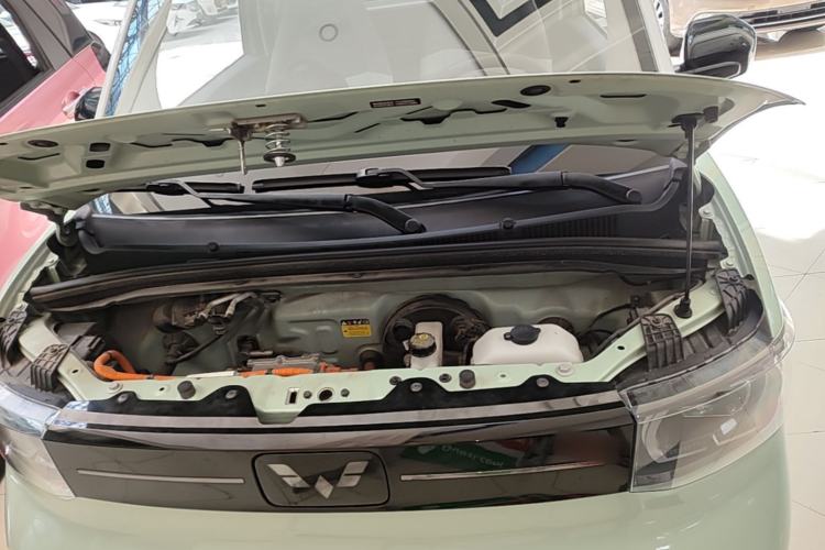 Used Wuling Hongguang MINIEV 2022 Macaron Premium Model – Lithium Iron Phosphate Engine Bay
