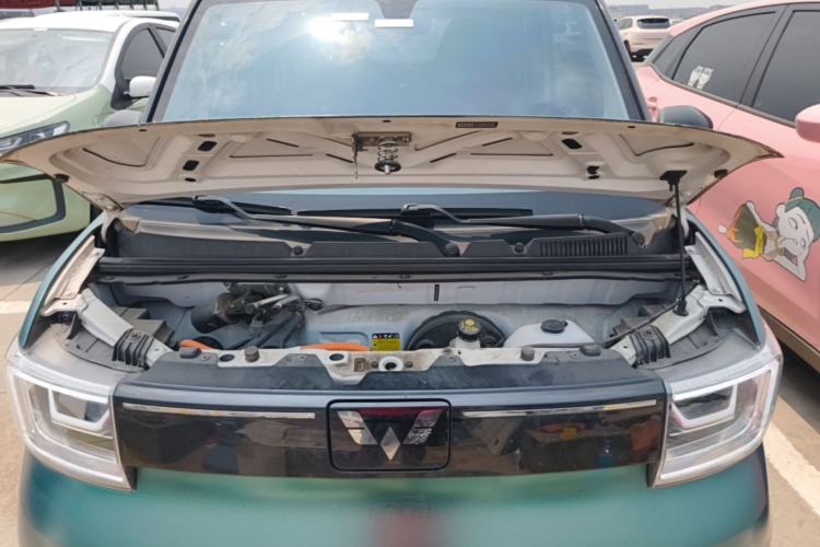 Used Wuling Hongguang MINIEV 2022 GAMEBOY 200km Gaming Edition with Lithium Iron Phosphate Engine Bay