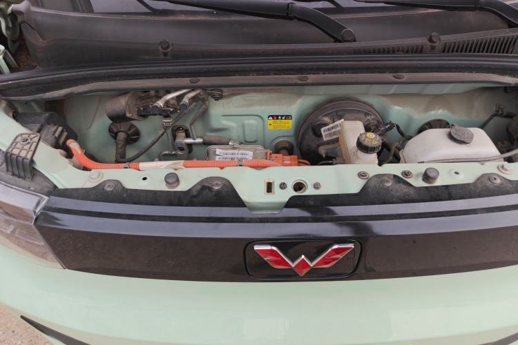 Used Wuling Hongguang MINIEV 2022 Macaron Premium Model – Lithium Ternary Battery Engine Bay