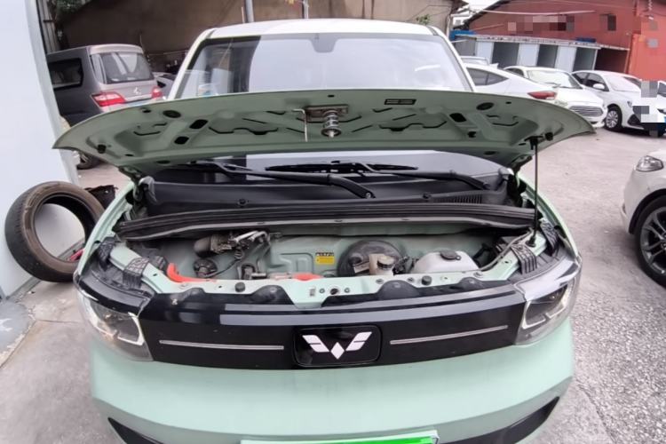 Used Wuling Hongguang MINIEV 2022 Macaron Premium Model – Lithium Ternary Battery Engine Bay