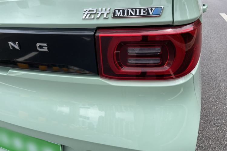 Used Wuling Hongguang MINIEV 2022 Macaron Fashion Model Lithium Iron Phosphate Exterior 10
