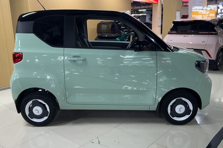 Used Wuling Hongguang MINIEV 2022 Macaron Premium Model – Lithium Iron Phosphate Exterior 2