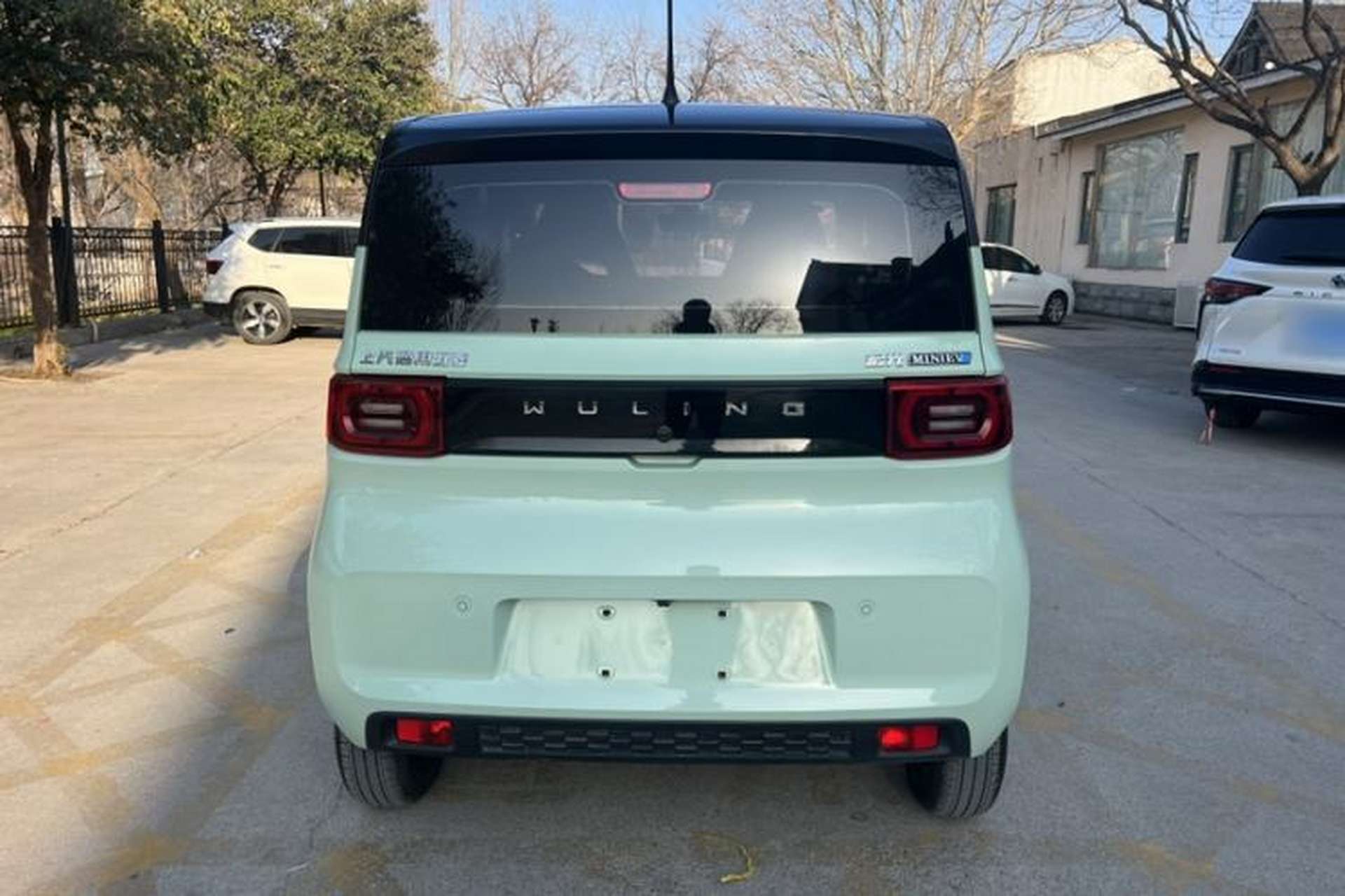 Used Wuling Hongguang MINIEV 2022 Macaron Premium Model – Lithium Ternary Battery Exterior 2