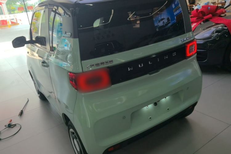 Used Wuling Hongguang MINIEV 2022 Macaron Fashion Model Lithium Iron Phosphate Exterior 2