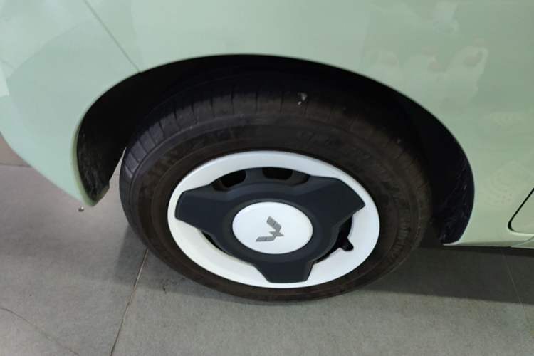 Used Wuling Hongguang MINIEV 2022 Macaron Premium Model – Lithium Iron Phosphate Exterior 2
