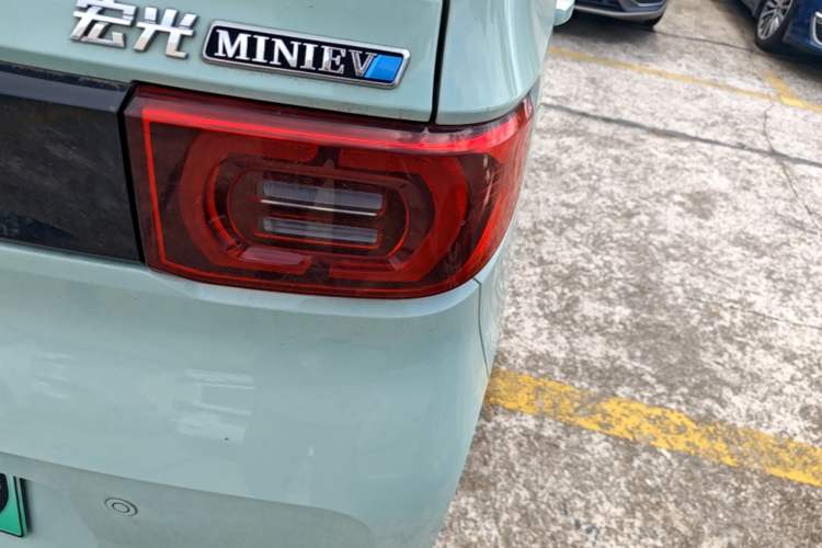 Used Wuling Hongguang MINIEV 2022 Macaron Premium Model – Lithium Iron Phosphate Exterior 3