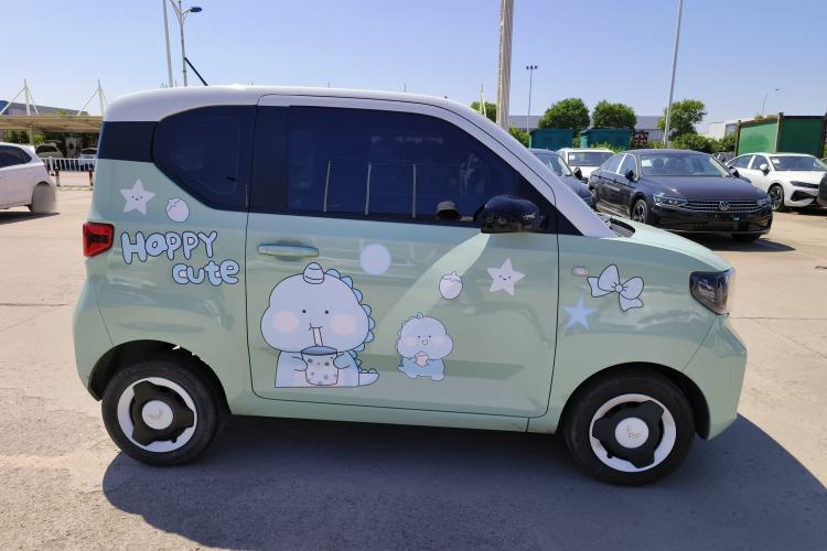 Used Wuling Hongguang MINIEV 2022 Macaron Premium Model – Lithium Iron Phosphate Exterior 3