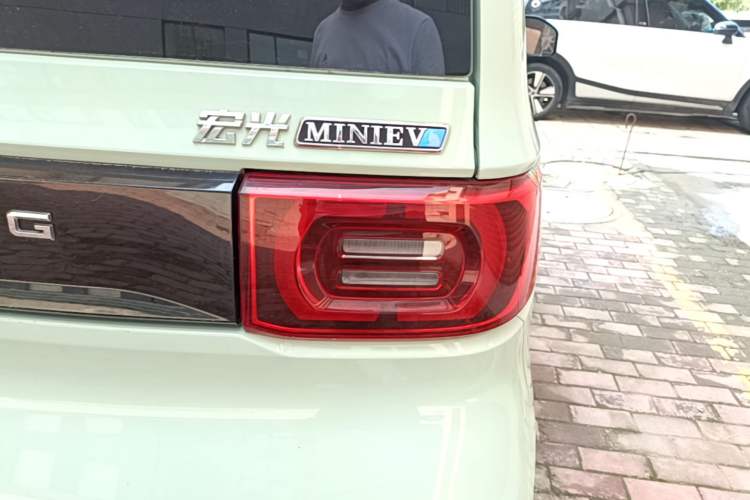 Used Wuling Hongguang MINIEV 2022 Macaron Premium Model – Lithium Iron Phosphate Exterior 3