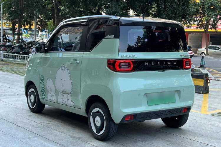 Used Wuling Hongguang MINIEV 2022 Macaron Premium Model – Lithium Iron Phosphate Exterior 3