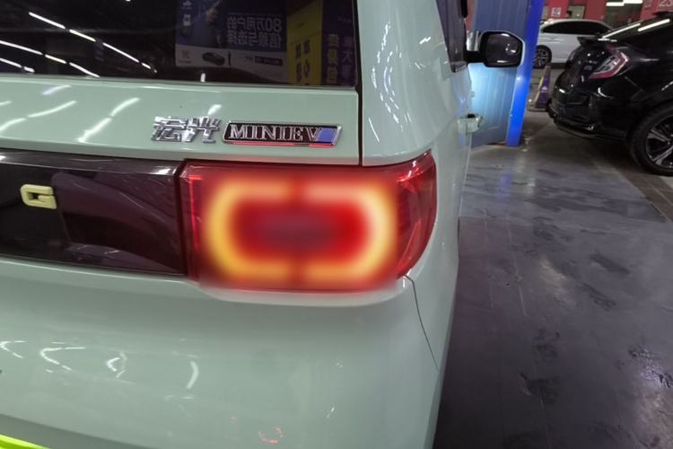 Used Wuling Hongguang MINIEV 2022 Macaron Premium Model – Lithium Iron Phosphate Exterior 3