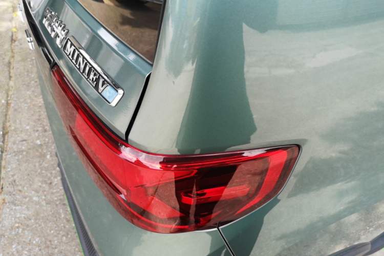 Used Wuling Hongguang MINIEV 2022 GAMEBOY 300km Enthusiast Model with Lithium Iron Phosphate Exterior 3