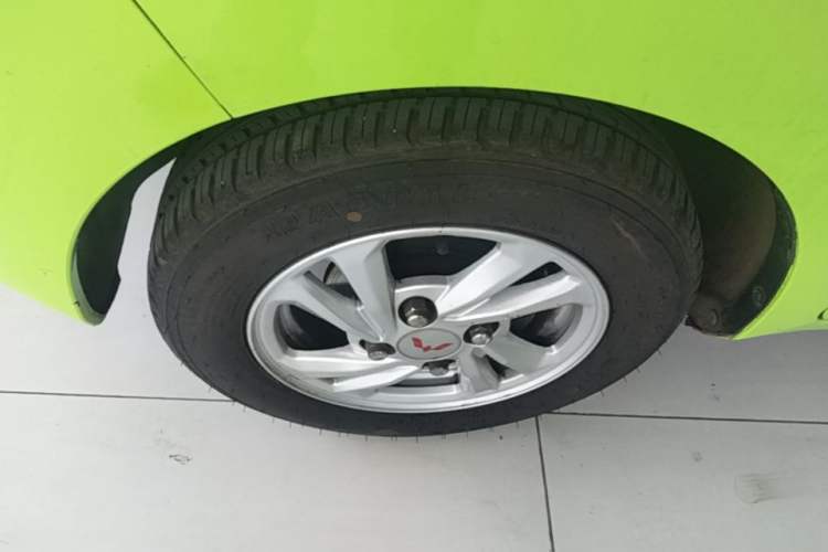 Used Wuling Hongguang MINIEV 2022 Macaron Fashion Model Lithium Iron Phosphate Exterior 4