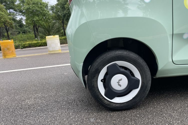 Used Wuling Hongguang MINIEV 2022 Macaron Fashion Model Lithium Iron Phosphate Exterior 4