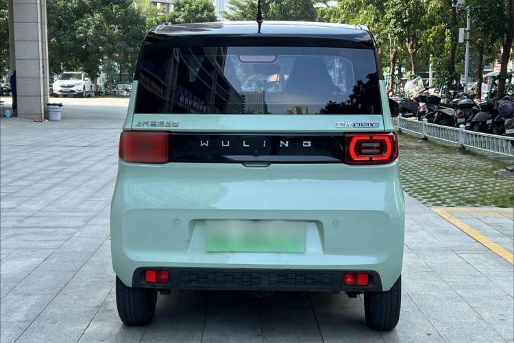 Used Wuling Hongguang MINIEV 2022 Macaron Premium Model – Lithium Iron Phosphate Exterior 4