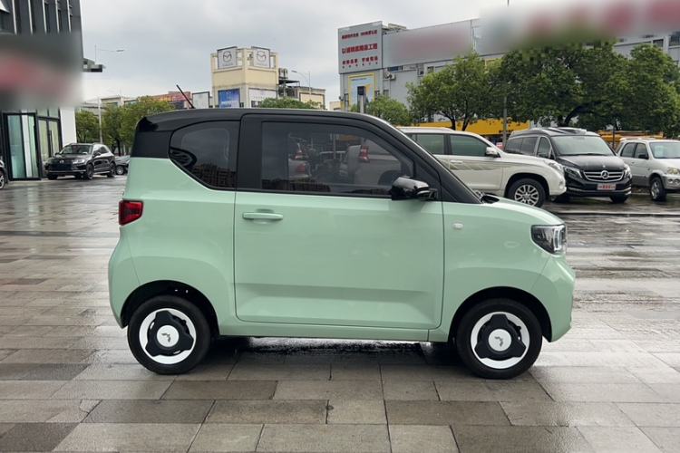 Used Wuling Hongguang MINIEV 2022 Macaron Premium Model – Lithium Iron Phosphate Exterior 4