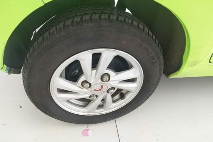Used Wuling Hongguang MINIEV 2022 Macaron Fashion Model Lithium Iron Phosphate Exterior 5