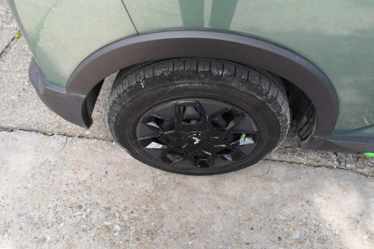 Used Wuling Hongguang MINIEV 2022 GAMEBOY 300km Enthusiast Model with Lithium Iron Phosphate Exterior 5