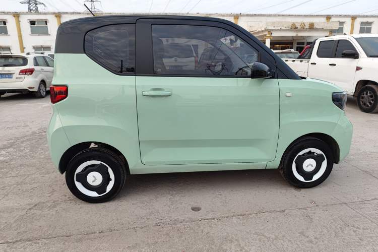 Used Wuling Hongguang MINIEV 2022 Macaron Fashion Edition Lithium-Nickel-Cobalt-Alpha-oxide Exterior 7