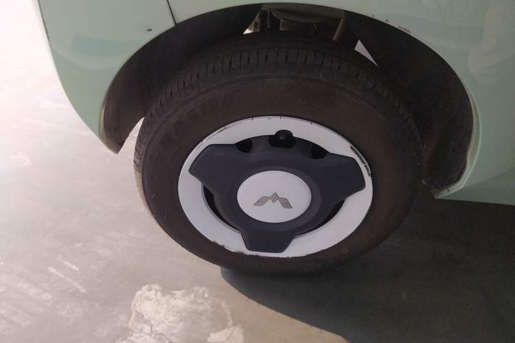 Used Wuling Hongguang MINIEV 2022 Macaron Fashion Edition Lithium-Nickel-Cobalt-Alpha-oxide Exterior 8