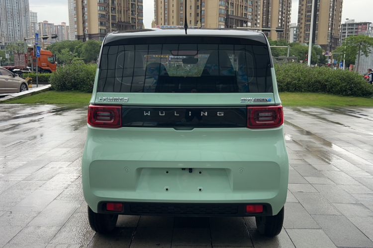 Used Wuling Hongguang MINIEV 2022 Macaron Premium Model – Lithium Iron Phosphate Exterior 9