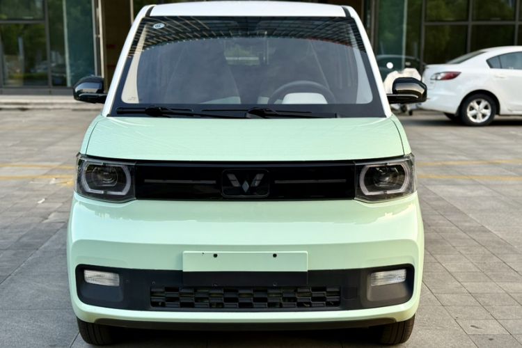 Used Wuling Hongguang MINIEV 2022 Macaron Premium Model – Lithium Iron Phosphate Exterior 9