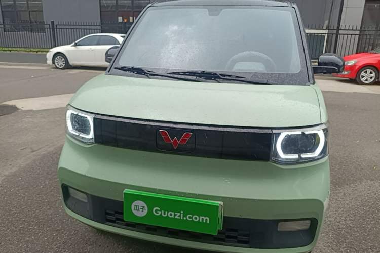 Used Wuling Hongguang MINIEV 2022 Macaron Fashion Model Lithium Iron Phosphate Front