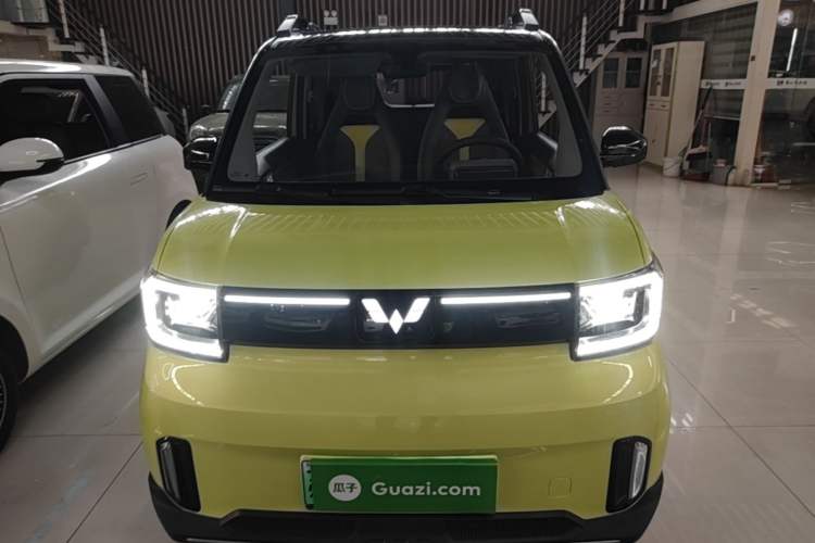 Used Wuling Hongguang MINIEV 2022 GAMEBOY 200km Gaming Edition with Lithium Iron Phosphate Front
