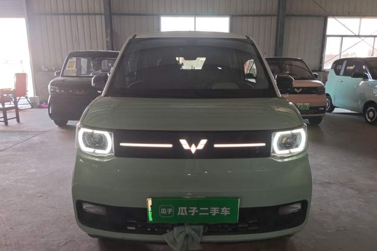 Used Wuling Hongguang MINIEV 2022 Macaron Fashion Model Lithium Iron Phosphate Front