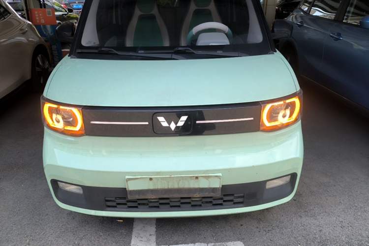 Used Wuling Hongguang MINIEV 2022 Macaron Fashion Edition Lithium-Nickel-Cobalt-Alpha-oxide Front