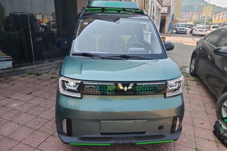 Used Wuling Hongguang MINIEV 2022 GAMEBOY 300km Enthusiast Model with Lithium Iron Phosphate Front