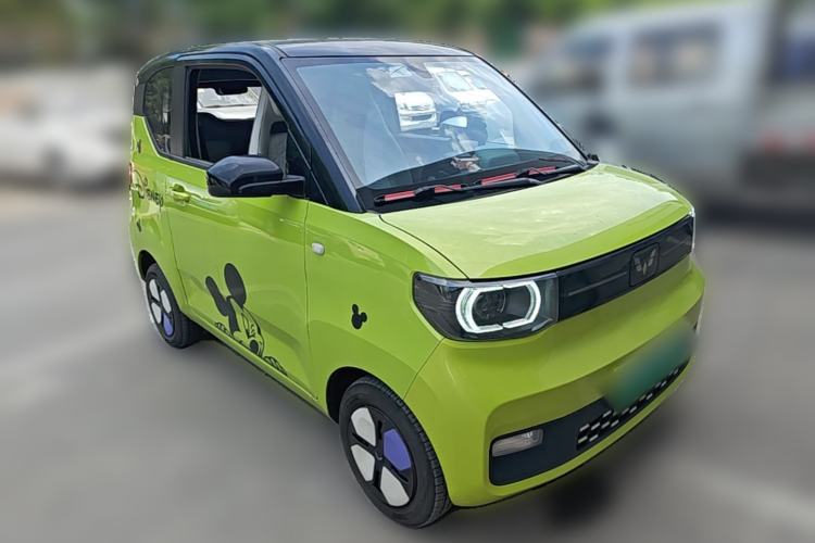 Used Wuling Hongguang MINIEV 2022 Macaron-Color Edition Lithium Iron Phosphate Front Right 45 Deg