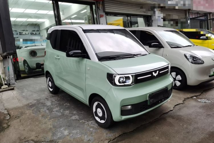Used Wuling Hongguang MINIEV 2022 Macaron Fashion Model Lithium Iron Phosphate Front Right 45 Deg