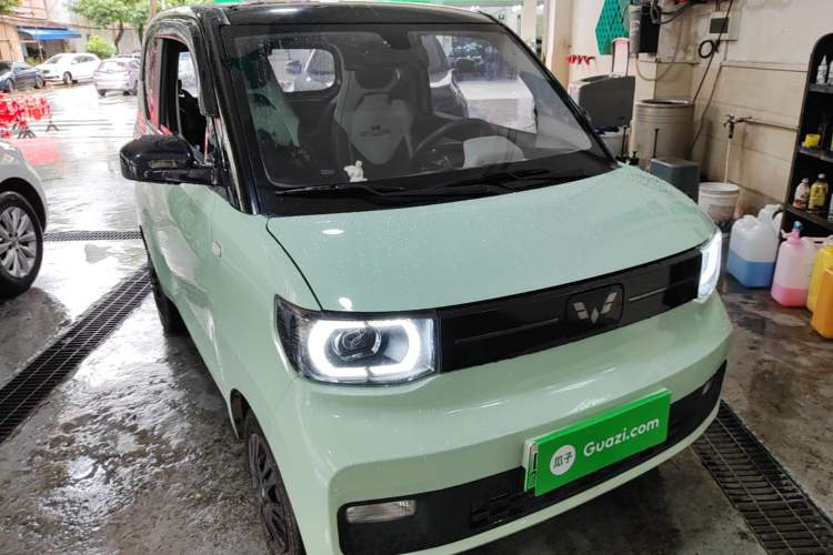 Used Wuling Hongguang MINIEV 2022 Macaron Premium Model – Lithium Iron Phosphate Front Right 45 Deg